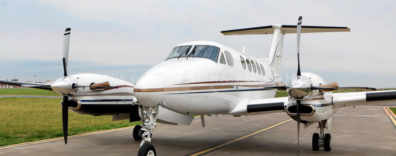 King Air turbohélice para vuelos privados en Argentina