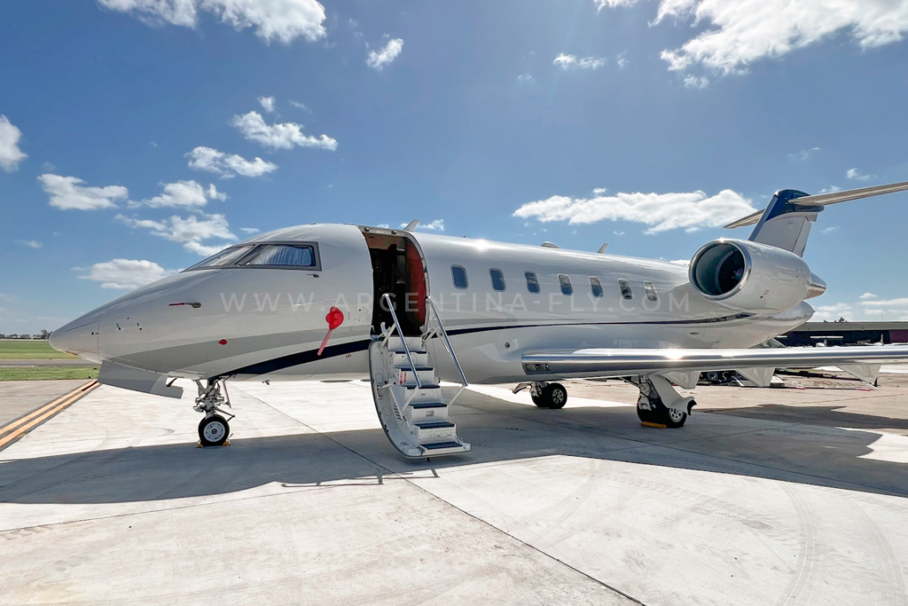 Challenger 605 exterior � vuelos privados Buenos Aires