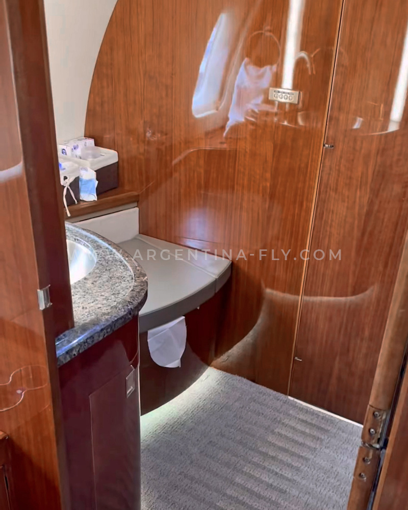 Vuelos privados Challenger 605 � taxi a�reo San Fernando